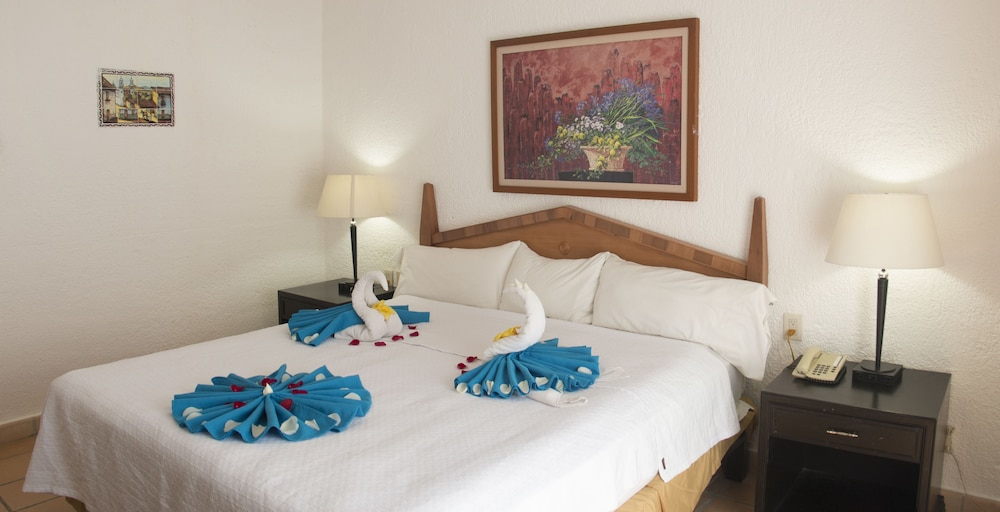 Bedroom 2, Hotel Azul Sirena, Dist. Pochutla