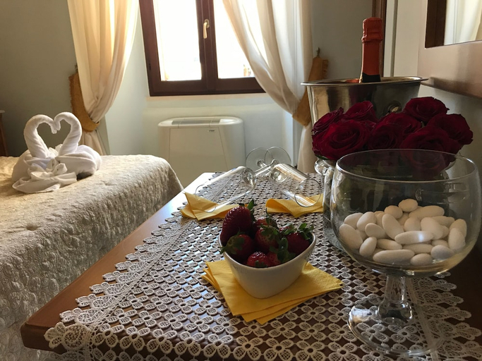 Others 5, B&B Sei Stelle, L'Aquila