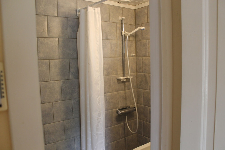 Bathroom 3, Trunna Vandrarhem & Konferens, Orsa