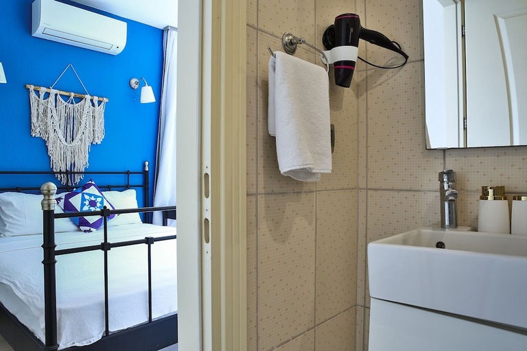 Bathroom 5, Cunda Eren Otel, Ayvalık