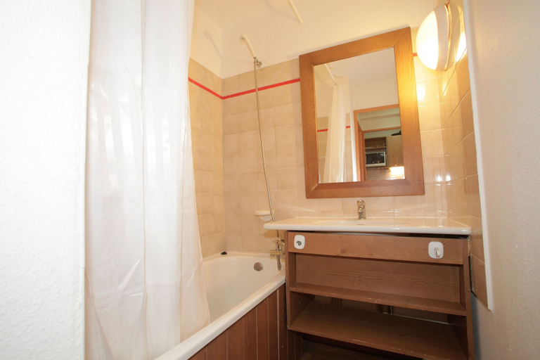 Bathroom 4, Résidence Odalys Le Hameau du Borsat, Savoie