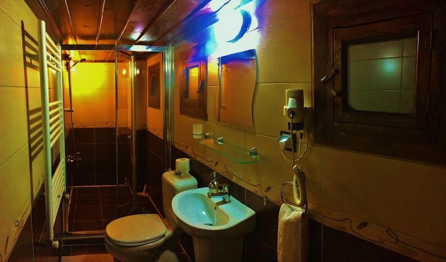 Bathroom 3, Beybagi Konak Hotel, Safranbolu