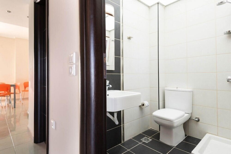 Bathroom, Kronos Villas, Crete