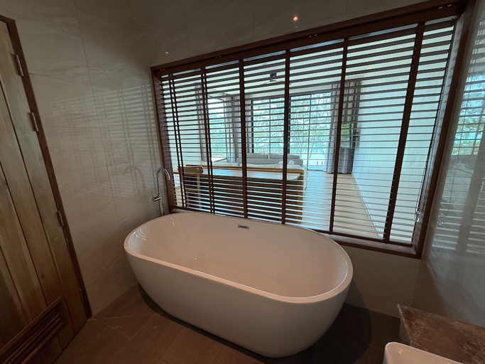 Bathroom 5, Sichon Hideaway, Sichon
