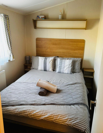 Bedroom 2, Dixons Den Hot Tub, Northumberland