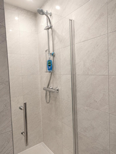 Bathroom 3, Cinderhouse Highbury Vale, Nottingham