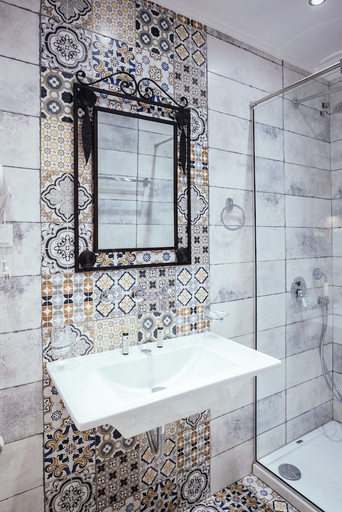 Bathroom 3, Acronafplia Pension B&D, Peloponnese