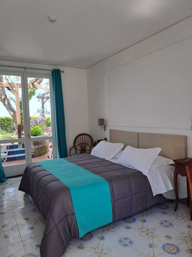 Bedroom 3, Villa Giovanna, Napoli
