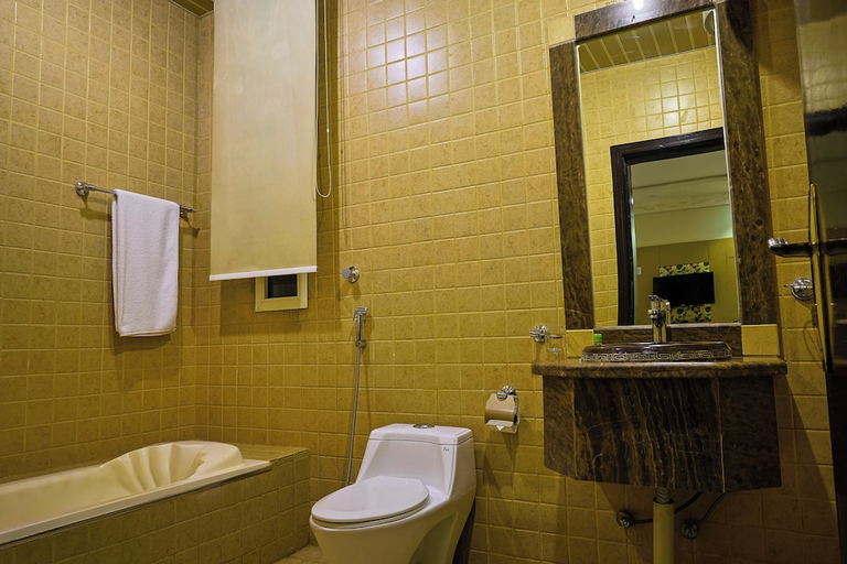Bathroom 5, DAR NEYAARA SERVICED APARTMENTS - Economic, Riyadh
