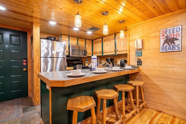 Private kitchen 4, Z - Black Bear Hideout, Sevier