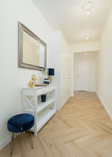 Living area 4, RentPlanet - Apartament Wschodnia, Łódź