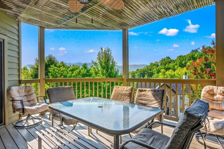 Outdoor dining 4, Z - Mountains 4 Miles, Sevier