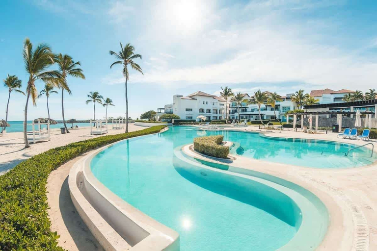 Pool 3, Apex Executive Apartments - Monterrico, Taxisco