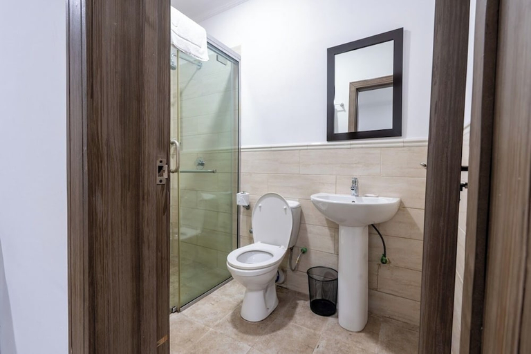 Bathroom, The Guesthouse, Eti-Osa