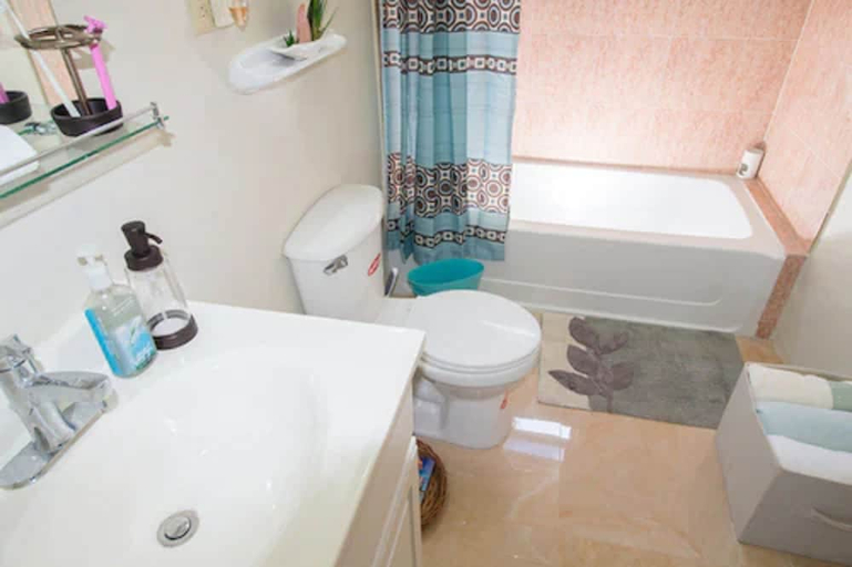 Bathroom 4, Lilford Mews Suites