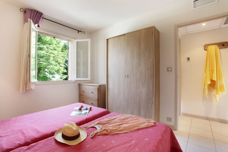 Bedroom 3, Résidence Odalys Les Soleils du Luberon, Vaucluse