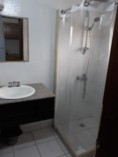 Bathroom, Al Qatal Building, Jizeh
