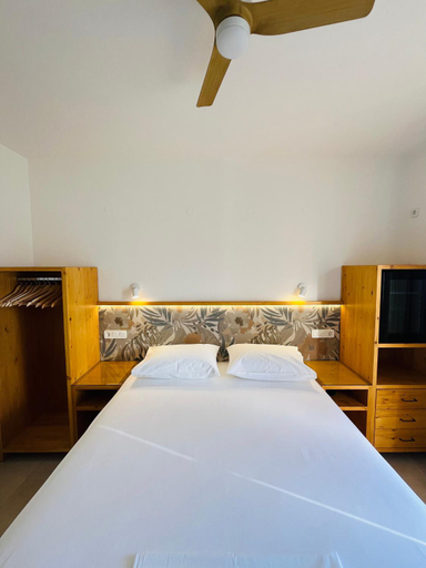 Bedroom, Pansion Giannis Perris, North Aegean