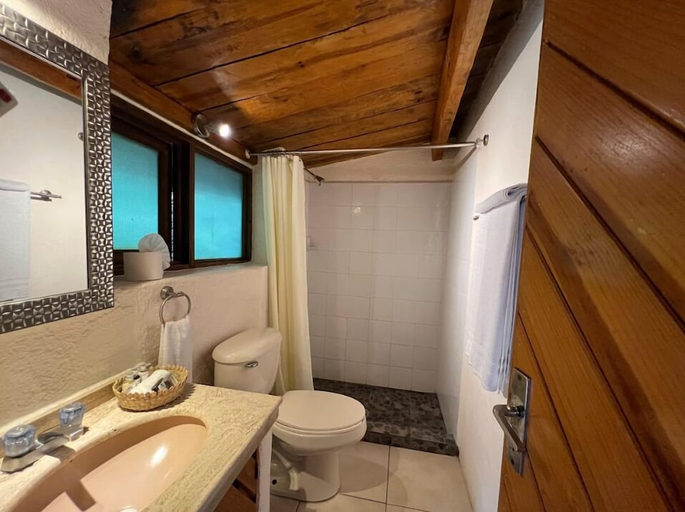 Bathroom 3, Loto Azul Resort and Spa, Valle de Bravo