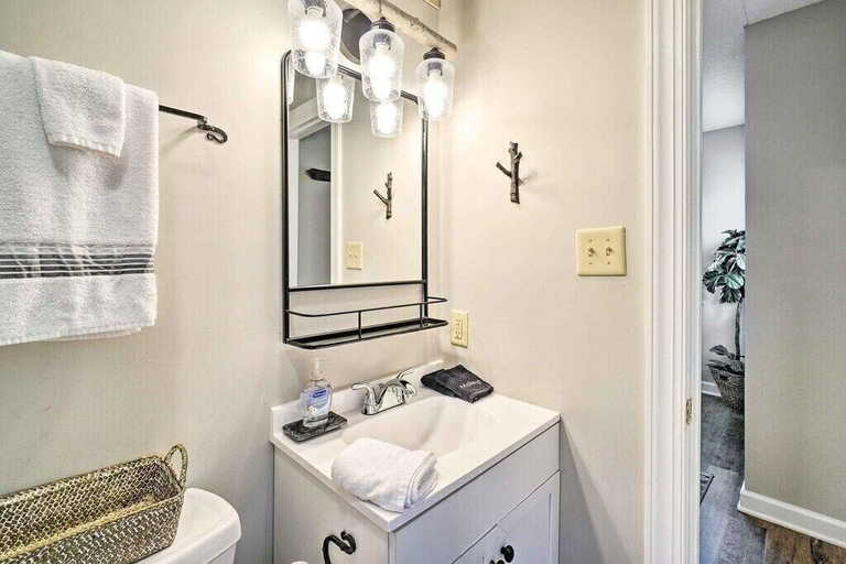 Bathroom 4, The Summit, Sevier