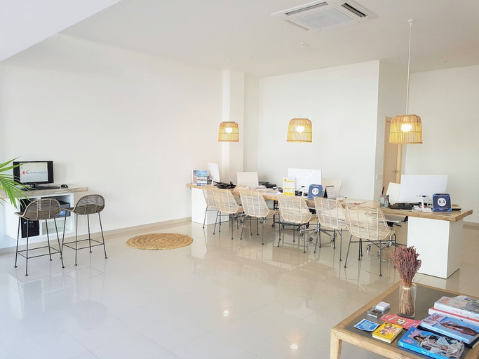 Food & Drinks, Apartamentos Avenida - MC Apartamentos Ibiza, Baleares