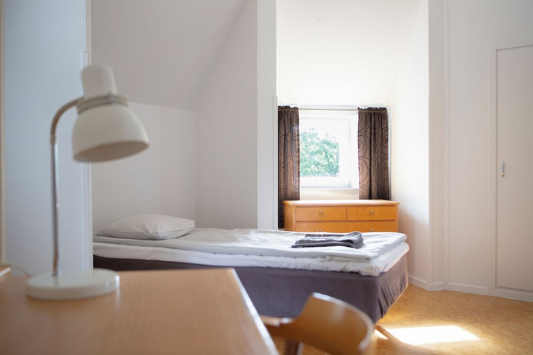 Bedroom 2, Hellidens Slott Och Vandrarhem, Tidaholm
