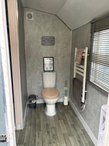 Bathroom 4, Glamp and Tipple Ltd, Norfolk