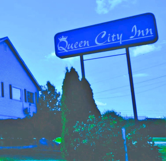 Exterior & Views 1, Queen City Inn, Penobscot