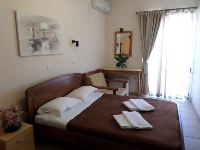 Bedroom 4, Tina Hotel, Crete
