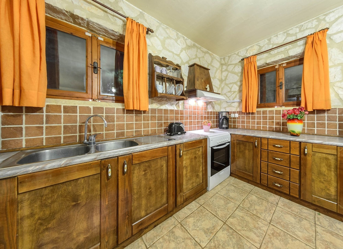 Others 5, Parys Villas, Ionian Islands