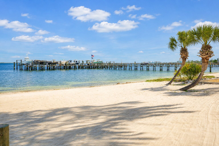 Others 5, Bella Villa Waterfront Suite, Escambia