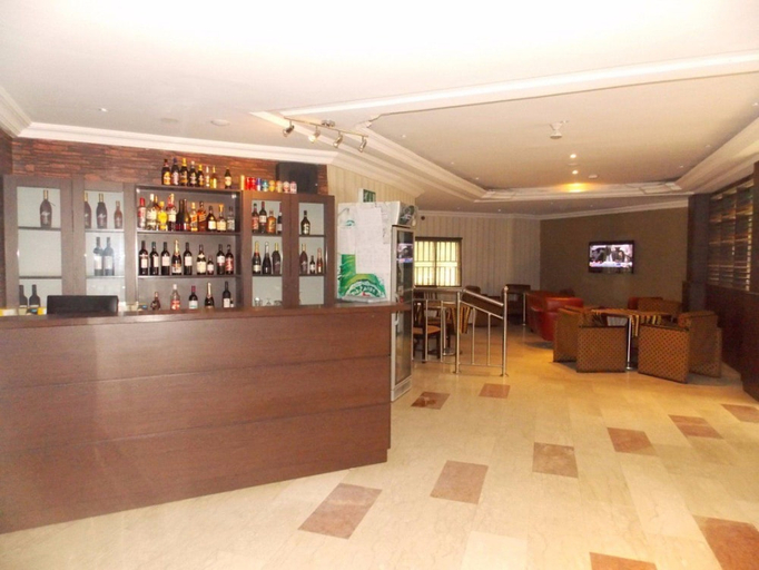 Food & Drinks 4, Thornberry Savannah Suite Hotel, AbujaMun