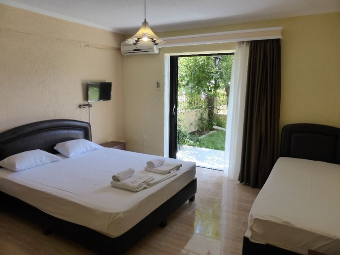 Bedroom 2, Porto Matina Hotel, Central Macedonia