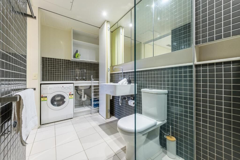 Bathroom 4, Exclusive Stays - Freshwater Place, Melbourne