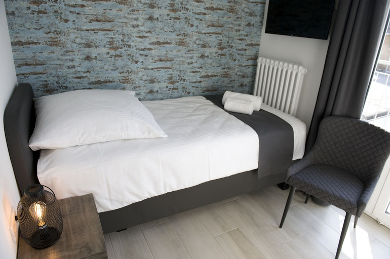 Bedroom 3, Hotel Central Wesseling, Rhein-Erft-Kreis
