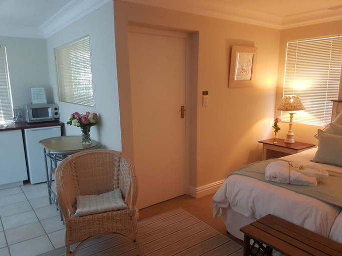 Bedroom 3, Roseroc Guest House, Eden
