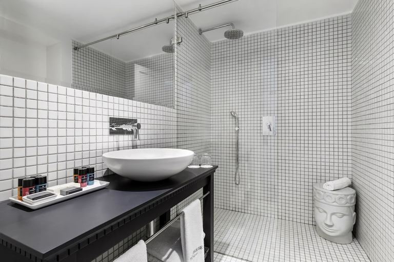 Bathroom 4, Villa Rothschild by Zvieli Hotels