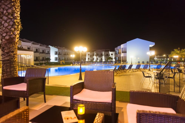 Food & Drinks 5, Stemma Hotel, Ionian Islands