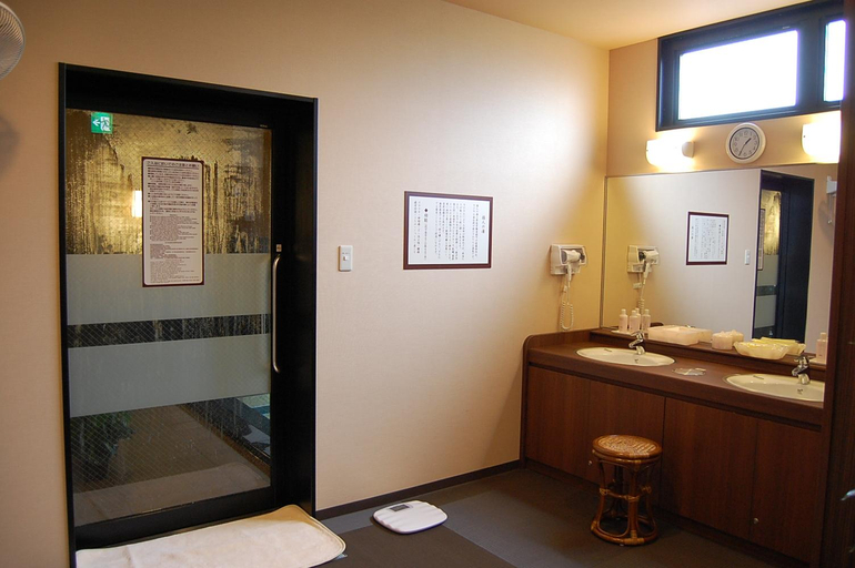 Bathroom 4, Hotel Route Inn Toyota Motomachi, Toyota