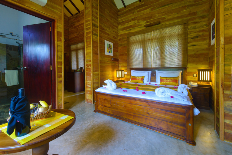 Bedroom 3, Karunakarala Ayurveda Resort, Wennappuwa