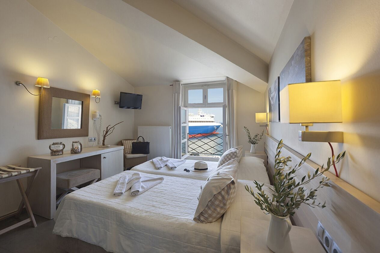 Bedroom 2, Esperance 1, South Aegean