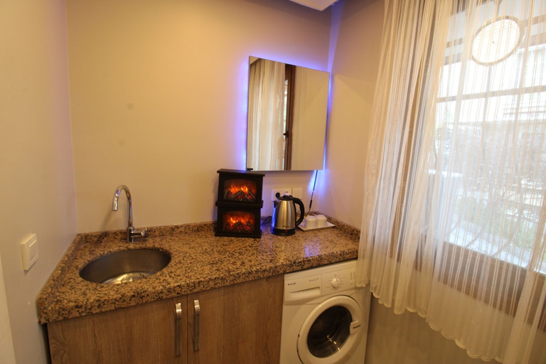 Others 5, Sahrakent Suite, Maltepe