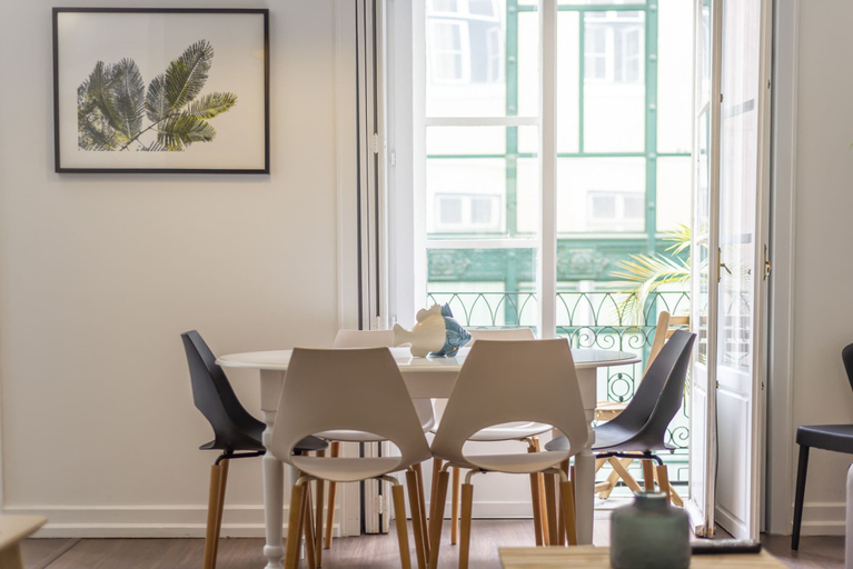 Room 2, CH9 in Lisboa Ciudad, Lisbon
