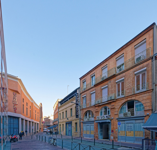 Exterior & Views 2, Hostel Toulouse Wilson, Haute-Garonne