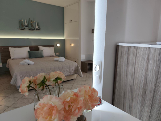 Bedroom 3, Filomeni Studios, Central Macedonia