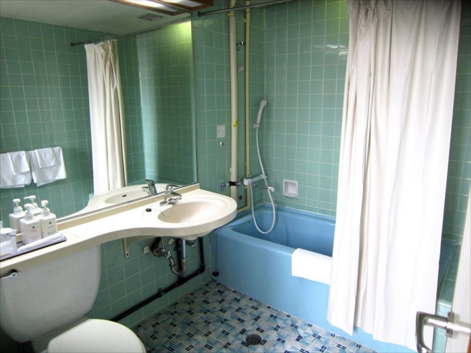 Bathroom 3, Sunrise  Hotel, Okinawa