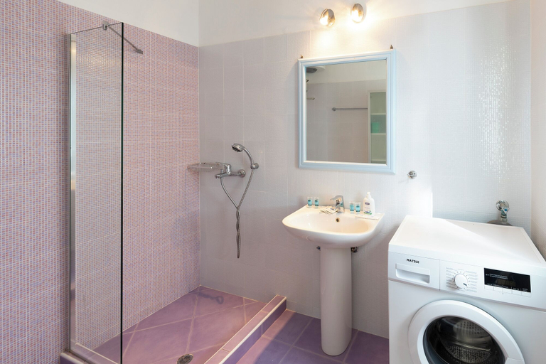 Bathroom, Maisons a la Plage, South Aegean