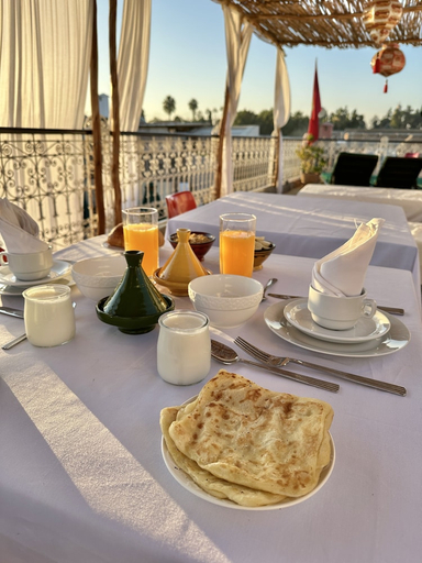 Food & Drinks 5, Riad Tizwa, Marrakech