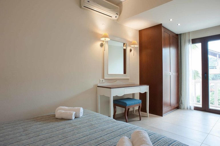 Bedroom 2, Frideriki Studios & Apartments, Crete