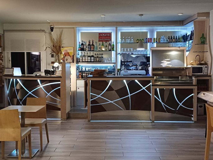 Food & Drinks 4, Hotel & Restaurant Les Mouettes, Haute-Corse